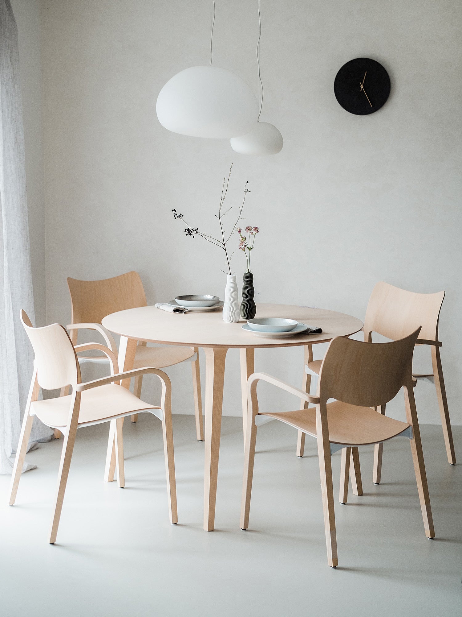 Martin Žampach - Wave Vase Collection - Photo by Mimo Kolektive