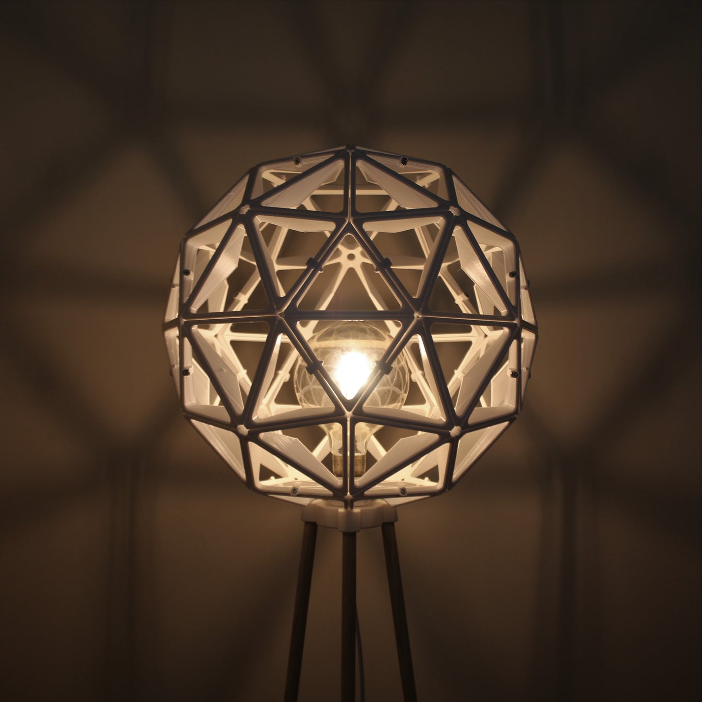 Geodesic Sphere Shade