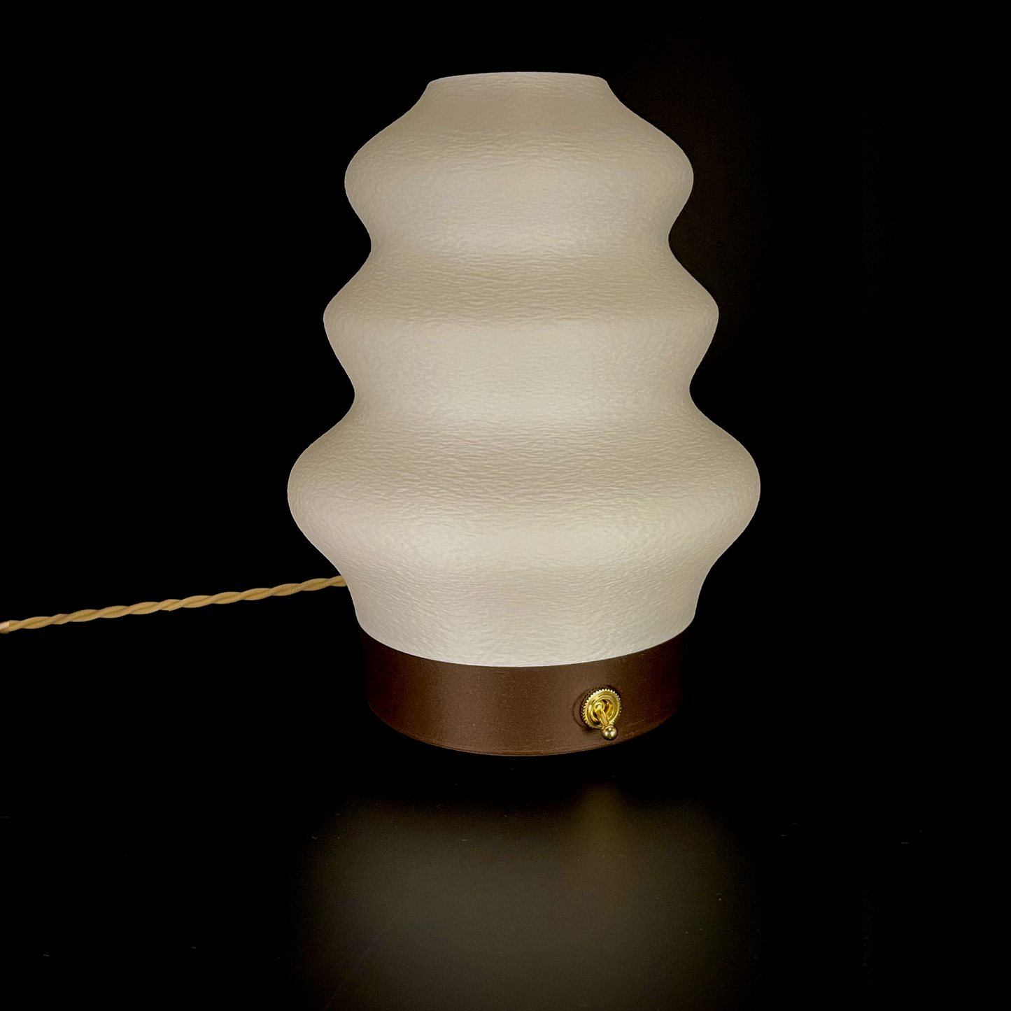 Continuing Elegance Lamp