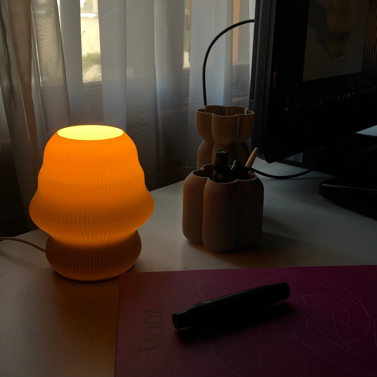 Mini Isla Table Lamp